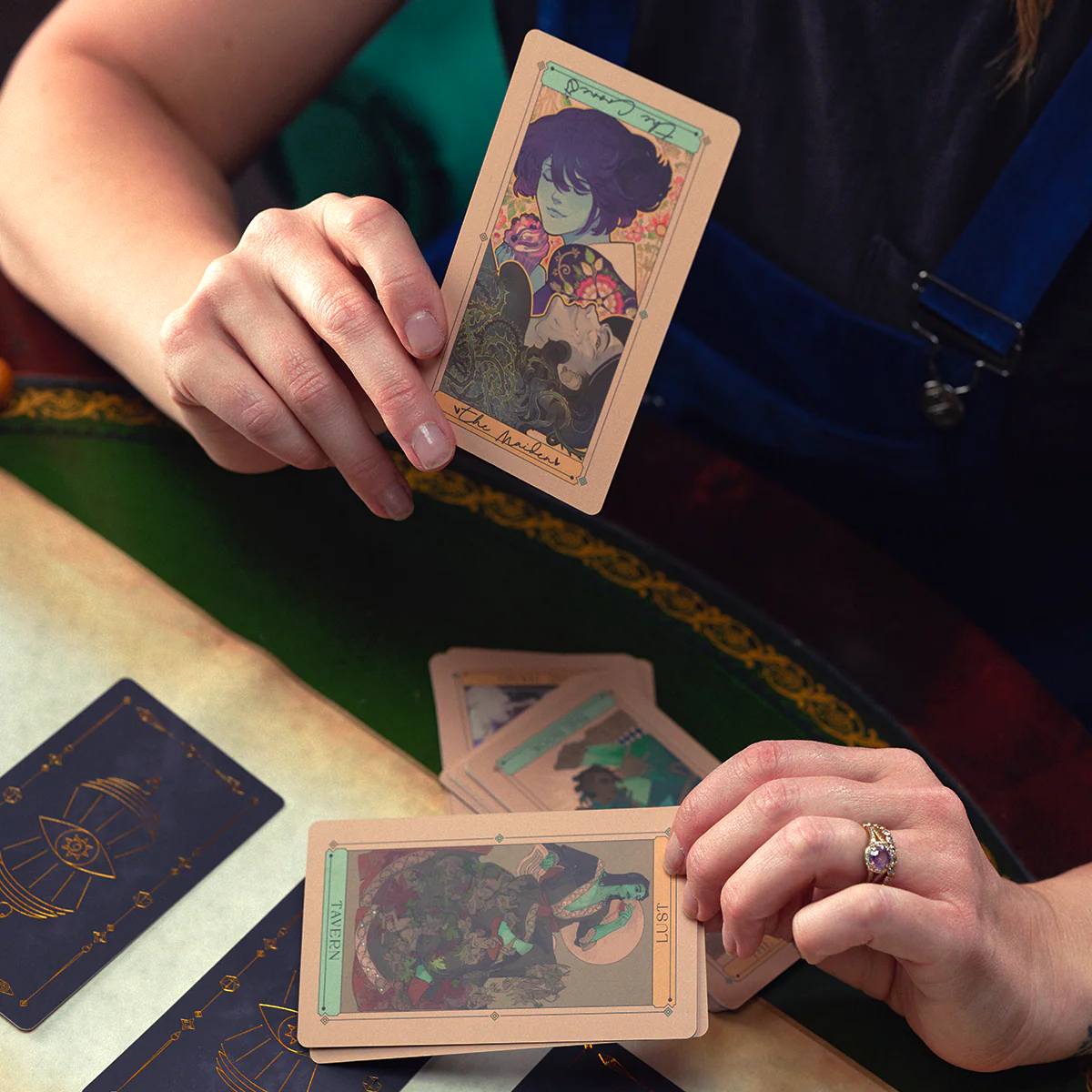 Mollymauk Tealeaf (and Jester Lavorre) Oracle of the Moon Tarot Deck - Image 5
