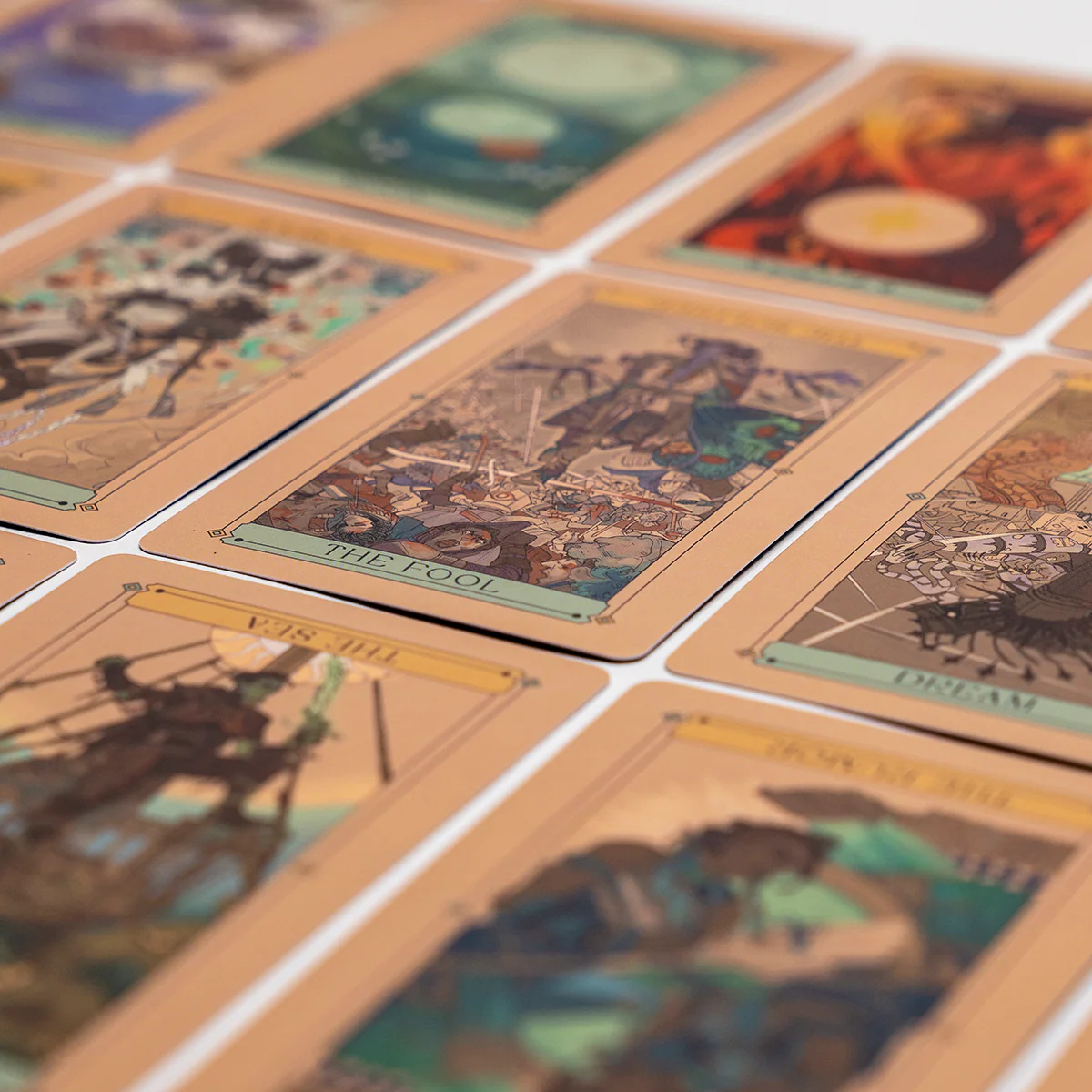 Mollymauk Tealeaf (and Jester Lavorre) Oracle of the Moon Tarot Deck - Image 9